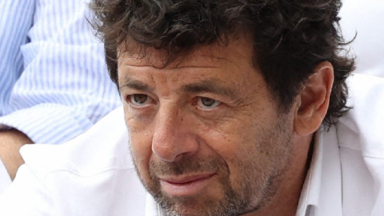 Patrick Bruel, “s’éloigne” d’Ary Abittan, affaibli par des accusations de viol