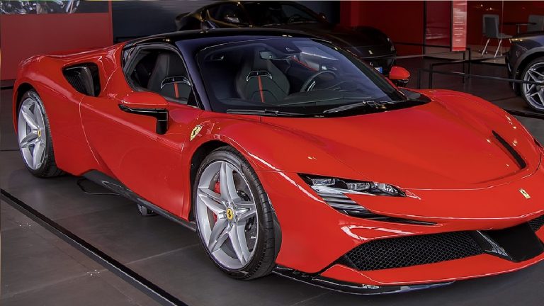 La raison pour laquelle Ferrari ne vous laissera pas vendre votre voiture nouvellement achetée