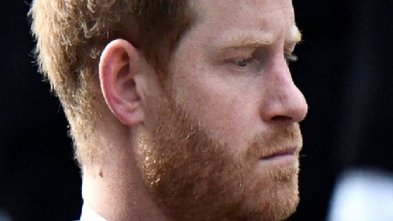 Prince Harry révèle comment il a été humilié par son frère en présence de Kate Middleton