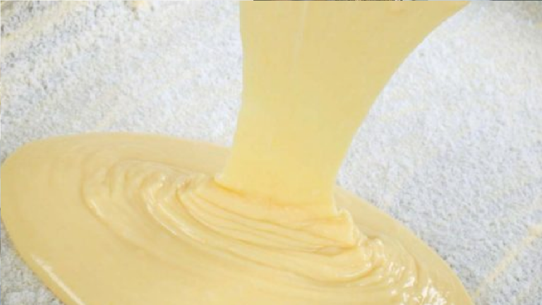 Découvrez la recette inratable du gâteau au lait parfumé à la vanille