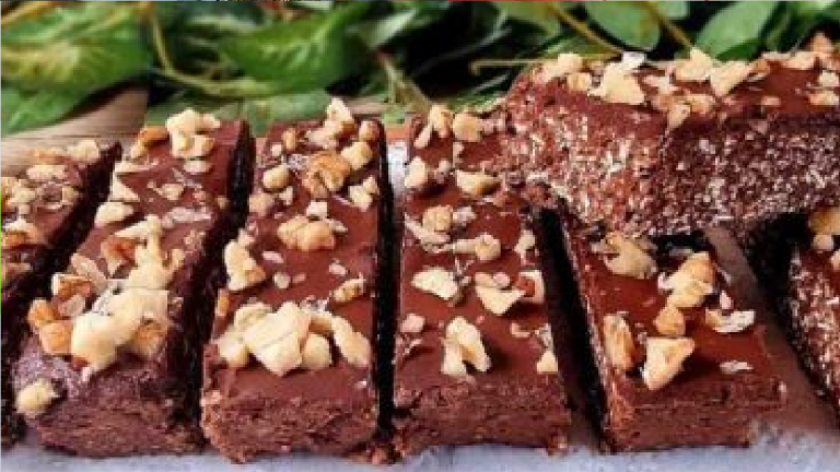 Découvrez la recette irrésistible des barres chocolatées sans cuisson : un délice à savourer sans culpabilité !