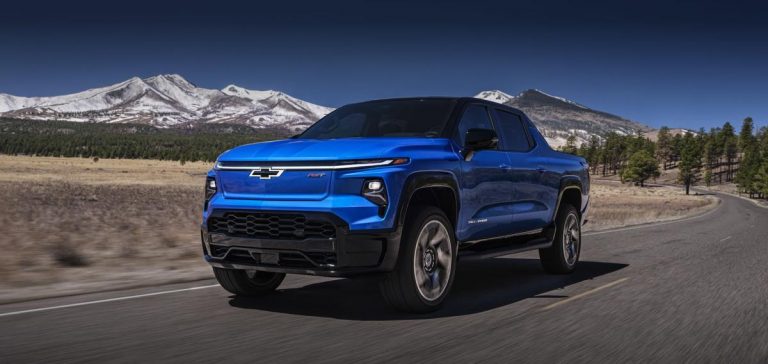 GM retarde la production des véhicules électriques Chevy Silverado, Equinox et GMC Sierra