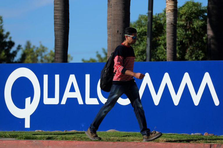 Qualcomm supprime plus de 1 200 emplois en Californie