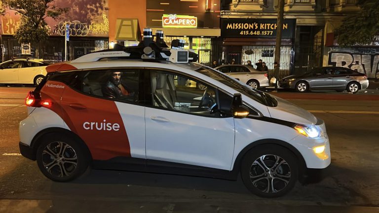 Cruise met les opérations de robotaxi en pause après la suspension de la licence en Californie