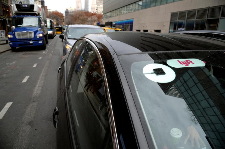 Uber et Lyft doivent payer 328 millions de dollars aux chauffeurs new-yorkais dans le cadre d’un accord massif pour vol de salaire