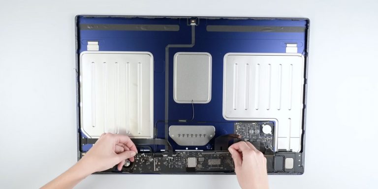 Le démontage de l’iMac M3 montre ce qu’il y a de neuf à l’intérieur en plus de la puce M3