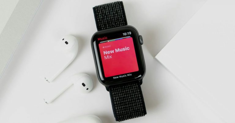 Le marché des wearables toujours dominé par Apple, malgré des ventes en chute libre