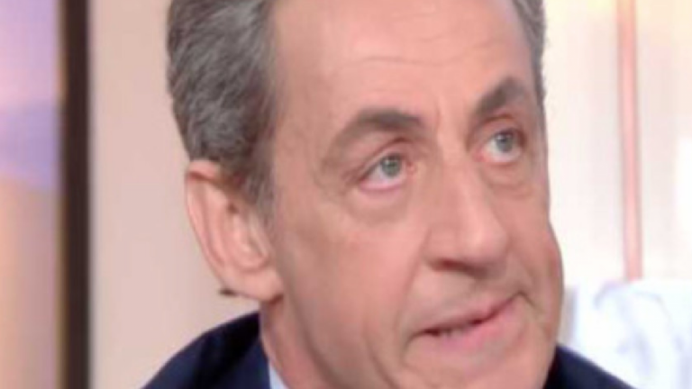 Nicolas Sarkozy se livre sur son passé lors d’un colloque à l’Institut de France